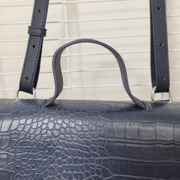 Laila Essence of Norway Geir Ness Women’s Navy Blue Faux Leather Crossbody Bag - Picture 5 of 16